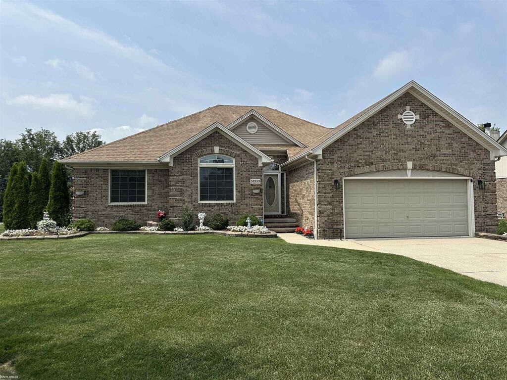 Property Photo:  51959 Plum Creek Drive  MI 48047 