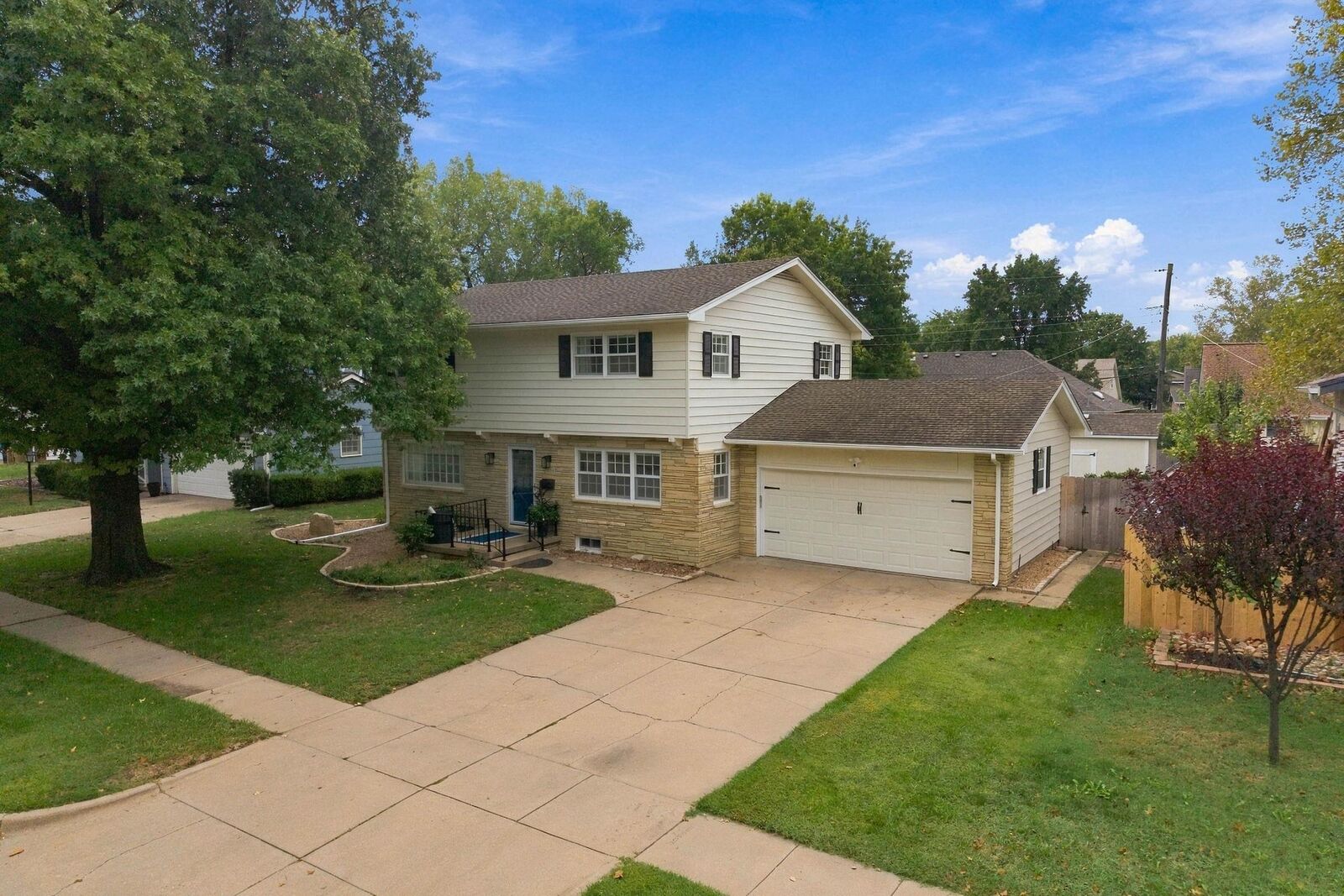 Property Photo:  7005 E Magill  KS 67206 