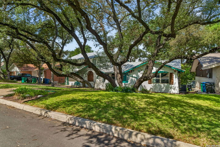 Property Photo: 3523 Rock Creek Run TX 78230