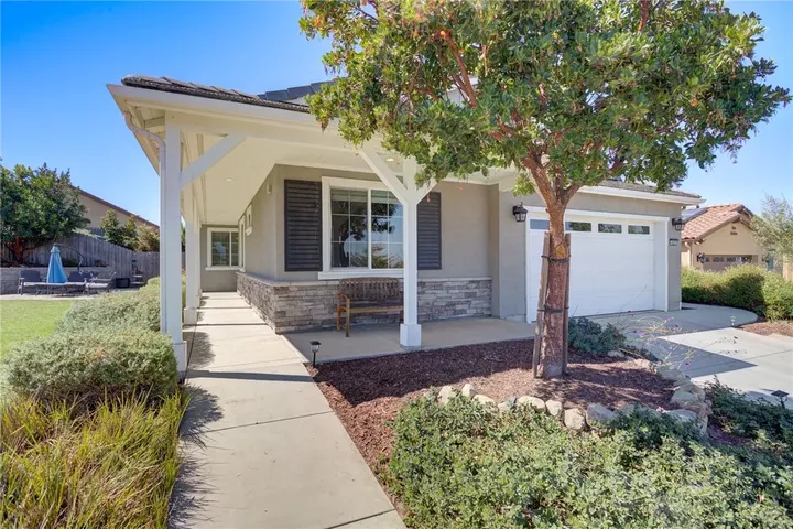Property Photo: 4521 Pendula Lane CA 93455