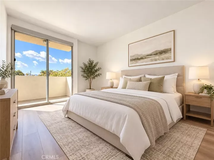 Property Photo: 19350 Sherman 112 CA 91335
