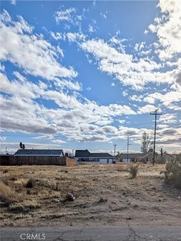 Property Photo: 0 Vac/Vic Eucalyptus &Amp Hickory CA 93505