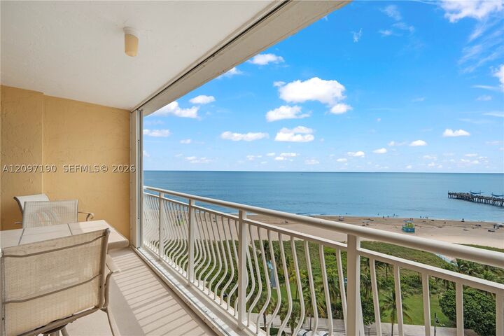Property Photo: 328 N Ocean Blvd 1405 FL 33062