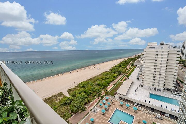 Property Photo:  5701 Collins Ave Ph14  FL 33140 