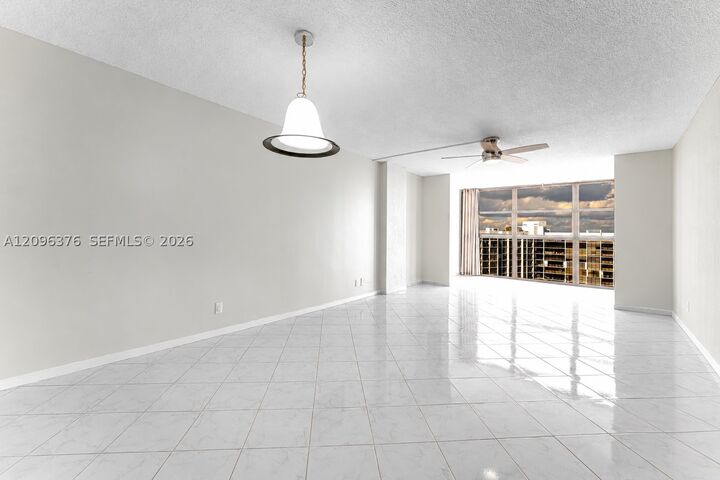 Property Photo:  400 Leslie Dr 1117  FL 33009 