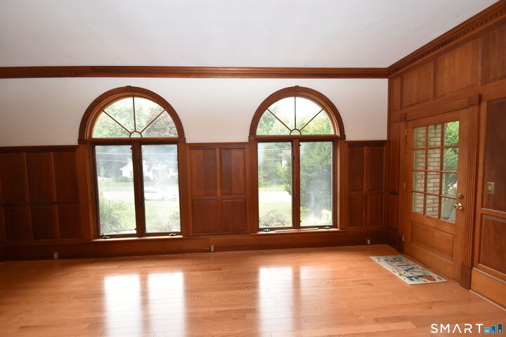 Property Photo:  62 Buttonball Lane  CT 06033 