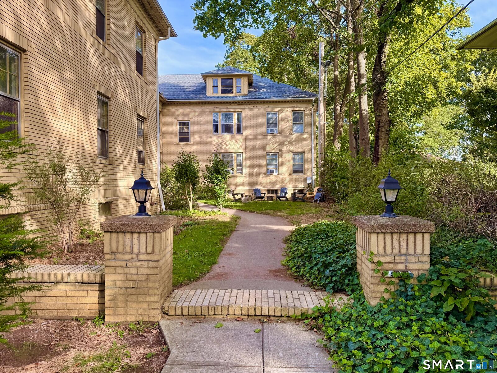 Property Photo: 55 Marvel Road B1 CT 06515