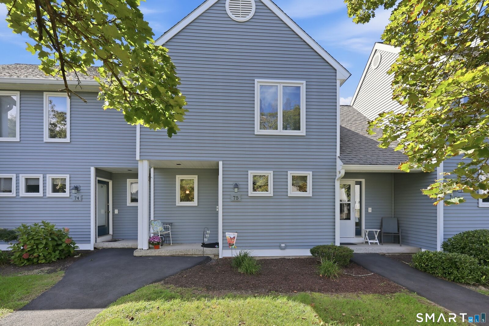 Property Photo: 75 Rosemary Lane 75 CT 06111