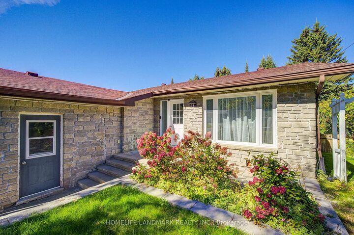 Property Photo:  19 Southdale Drive  ON P1H 1T6 