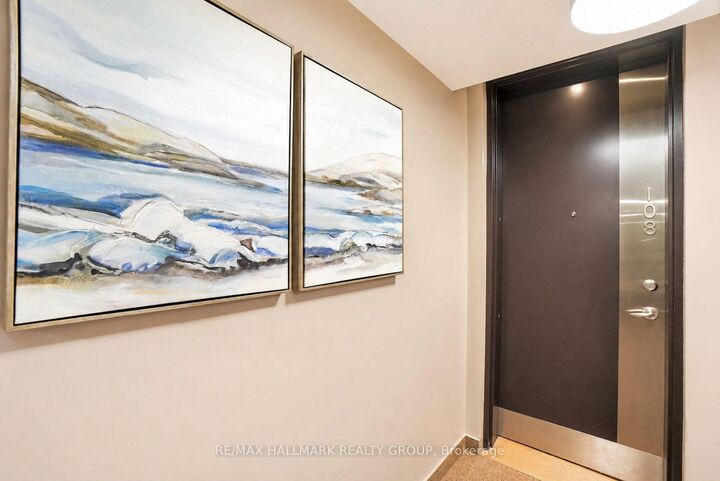Property Photo:  323 Winona Avenue 108  ON K1Z 5H3 