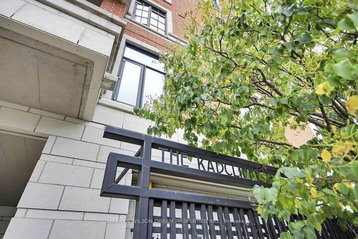Property Photo: 327 Breezehill Avenue S 506 ON K1Y 1R6