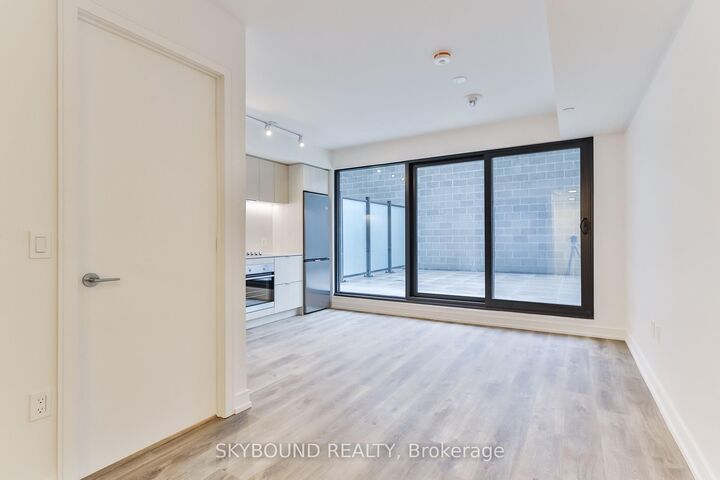 Property Photo:  1 Jarvis Street 301  ON L8R 3J2 