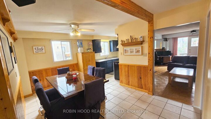 Property Photo:  86A Bernick Drive 1  ON L4M 2V6 
