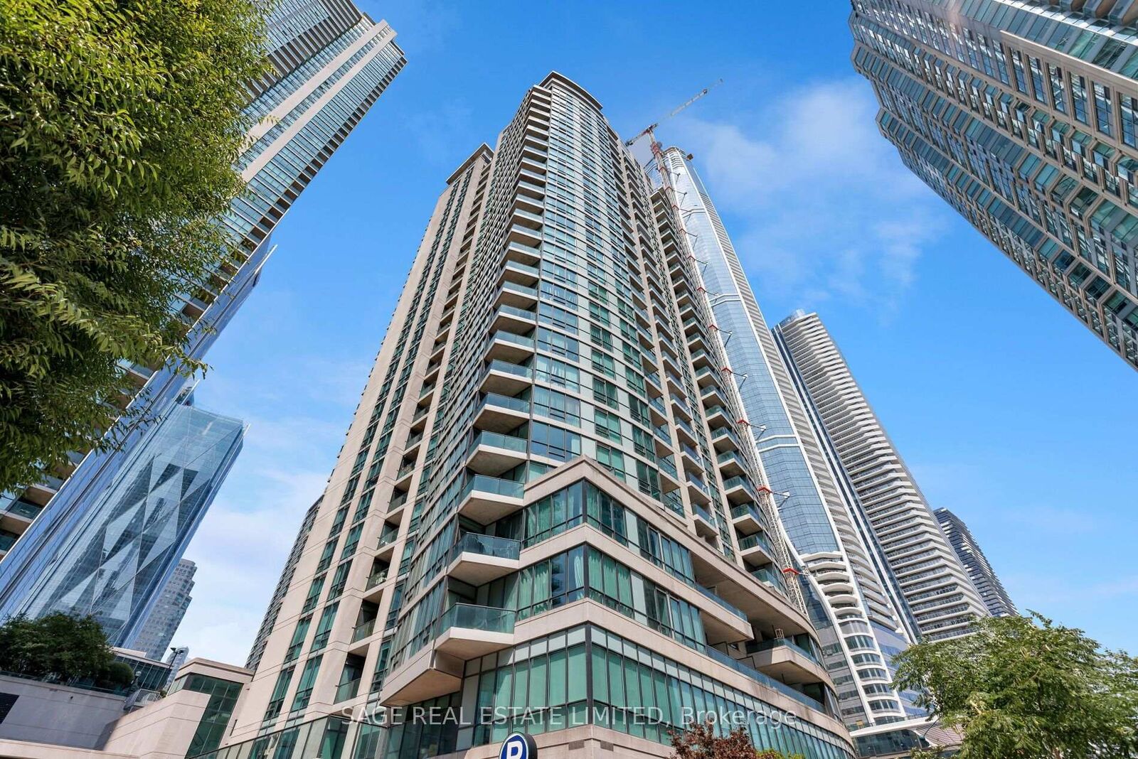 Property Photo:  16 Yonge Street 2711  ON M5E 2A1 