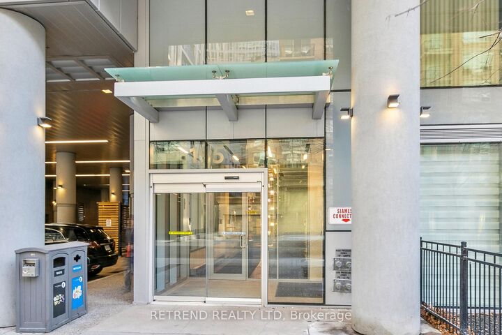 Property Photo: 195 Redpath Avenue 1402 ON M4P 0E4