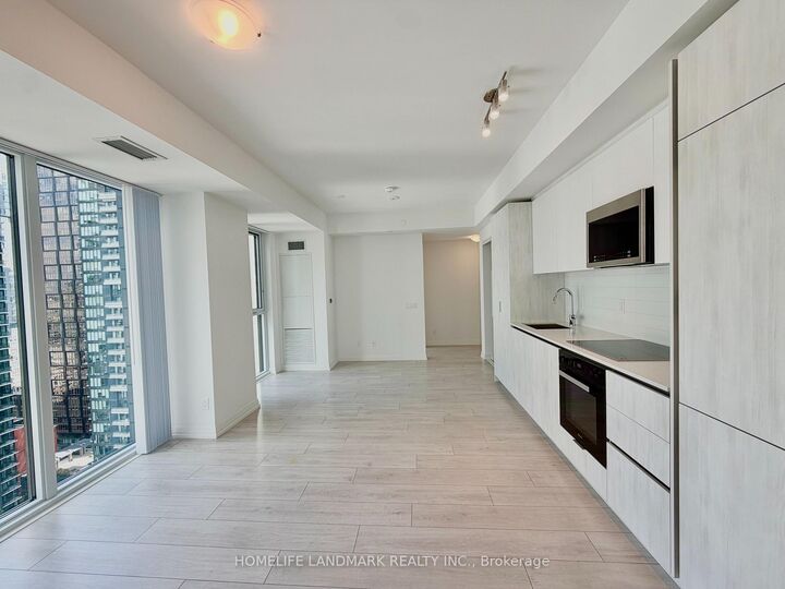 Property Photo:  400 King Street W 2706  ON M5V 0X8 