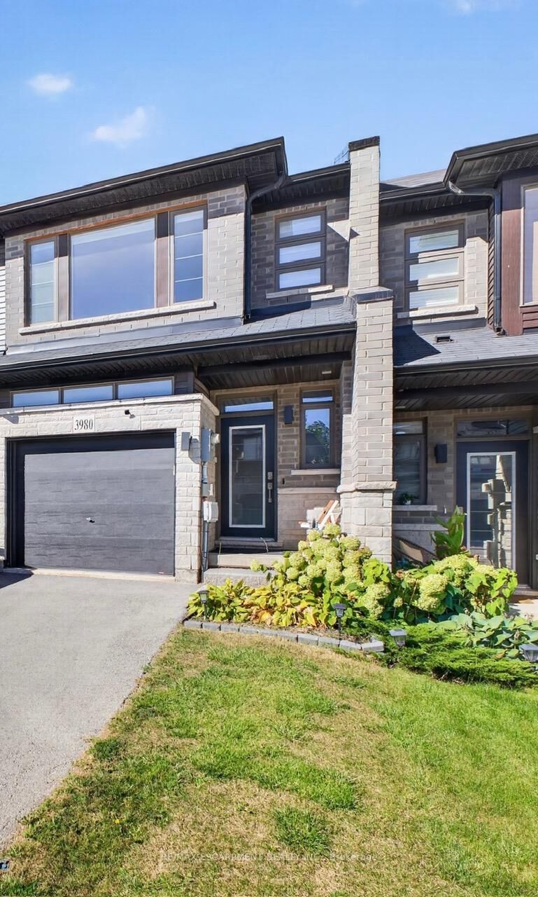 Property Photo:  3980 Crown Street  ON L3J 0S7 
