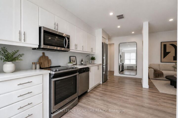 Property Photo:  33 Gamble Avenue 107  ON M4K 2H4 