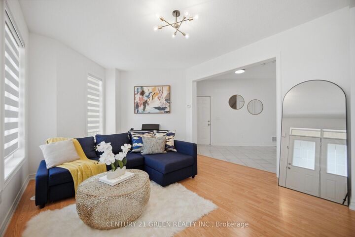 Property Photo:  537 Dundas Street E  ON L6H 3P6 