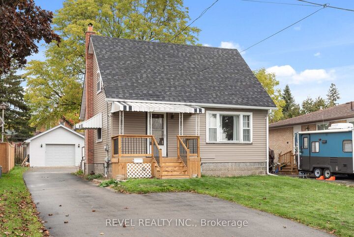 Property Photo:  20 Division Street  ON K9V 4S1 