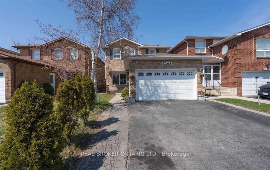 Property Photo:  3298 Cambourne Crescent Bsmt  ON L5N 5P7 