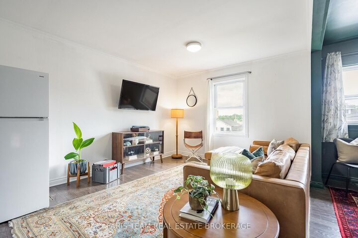 Property Photo:  344 First Street  ON L4R 3P2 
