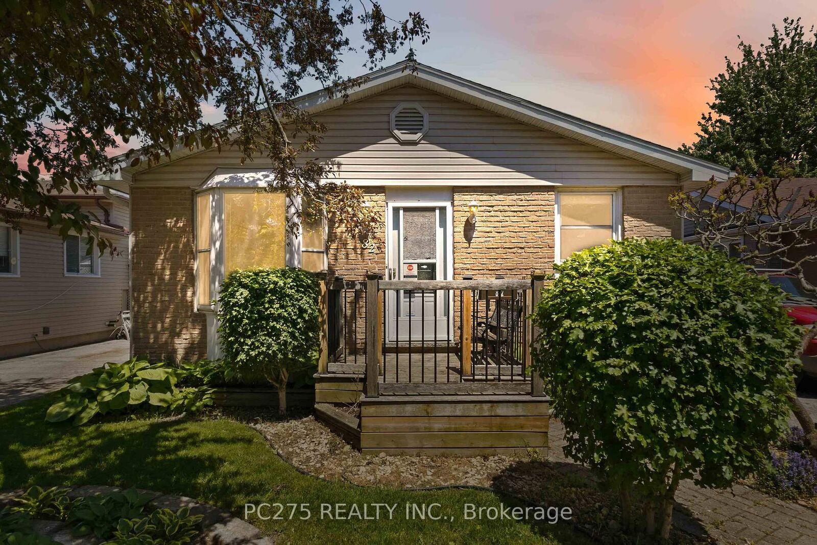 Photo de la propriété: 82 Muriel Crescent ON N6E 2K5