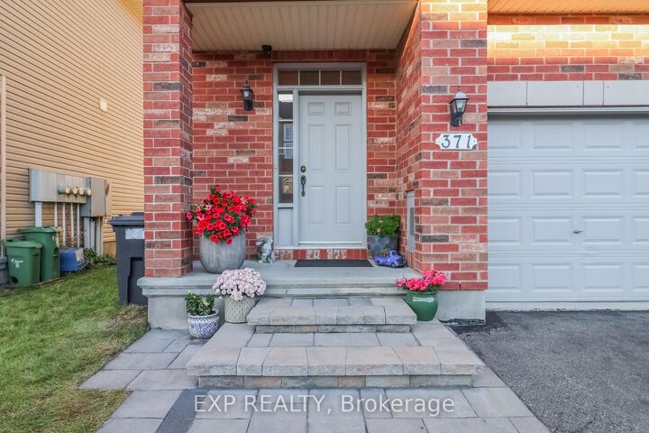Property Photo:  371 Royal Fern Way  ON K1V 2K6 