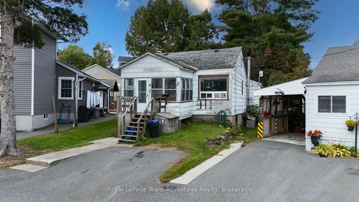 Property Photo:  9 Elizabeth Court  ON P2A 1P3 