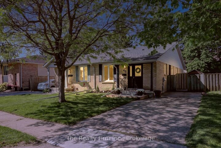 Property Photo:  48 Naskapi Street  ON N4T 1G6 