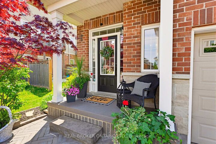 Property Photo:  100 Chester Drive 16  ON N1T 0C8 