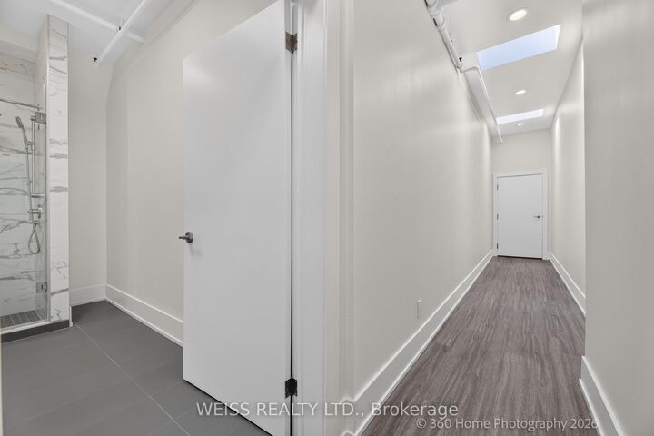 Property Photo:  897 Lansdowne Avenue 2  ON M6H 3Z2 