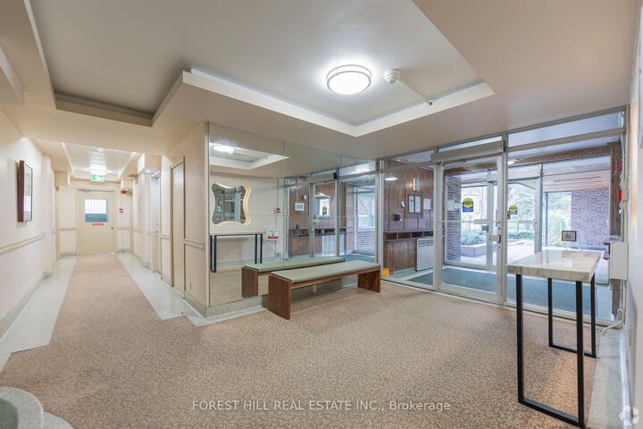 Property Photo:  291 Avenue Road 309  ON M4V 2G9 