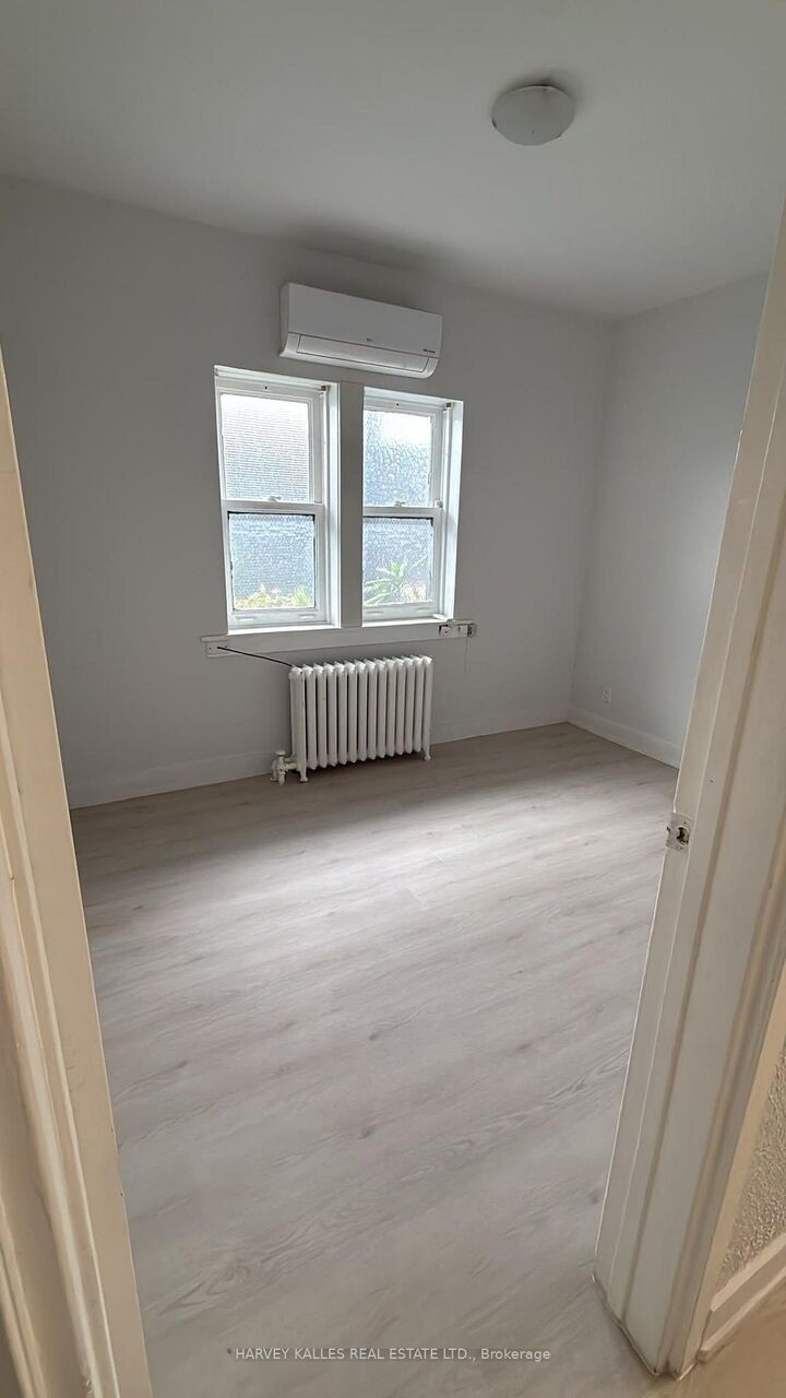 Property Photo:  741 Dovercourt Road 201  ON M6H 2X1 