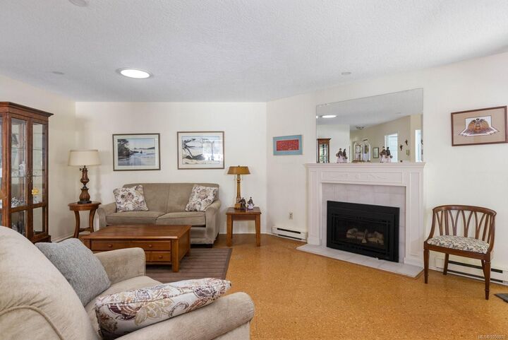 Property Photo:  5156 Cordova Bay Rd #21  BC V8Y 2X6 