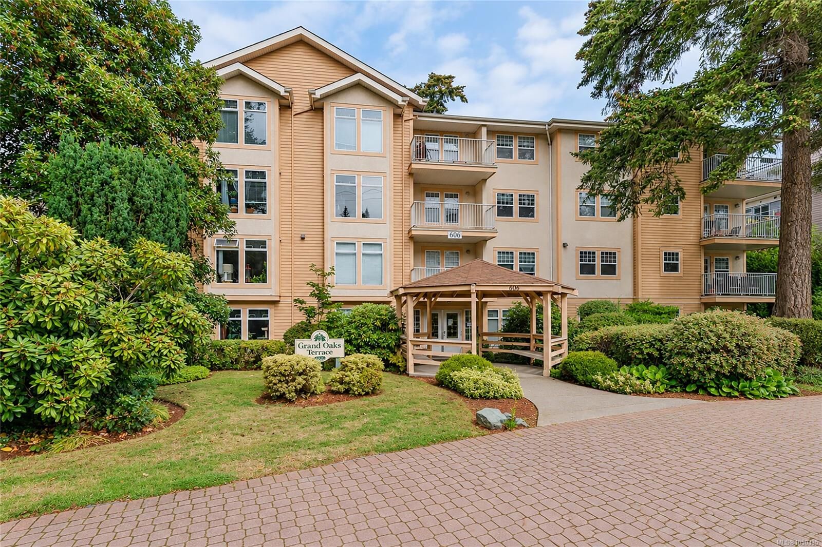 Property Photo:  606 Goldstream Ave #105  BC V9B 2W8 