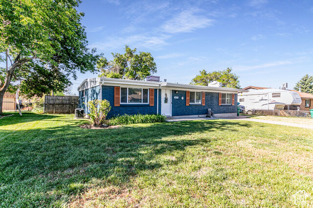 Property Photo:  1619 N Davis W  UT 84041 