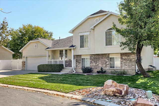 Property Photo:  29 E Redwing Ct N  UT 84045 
