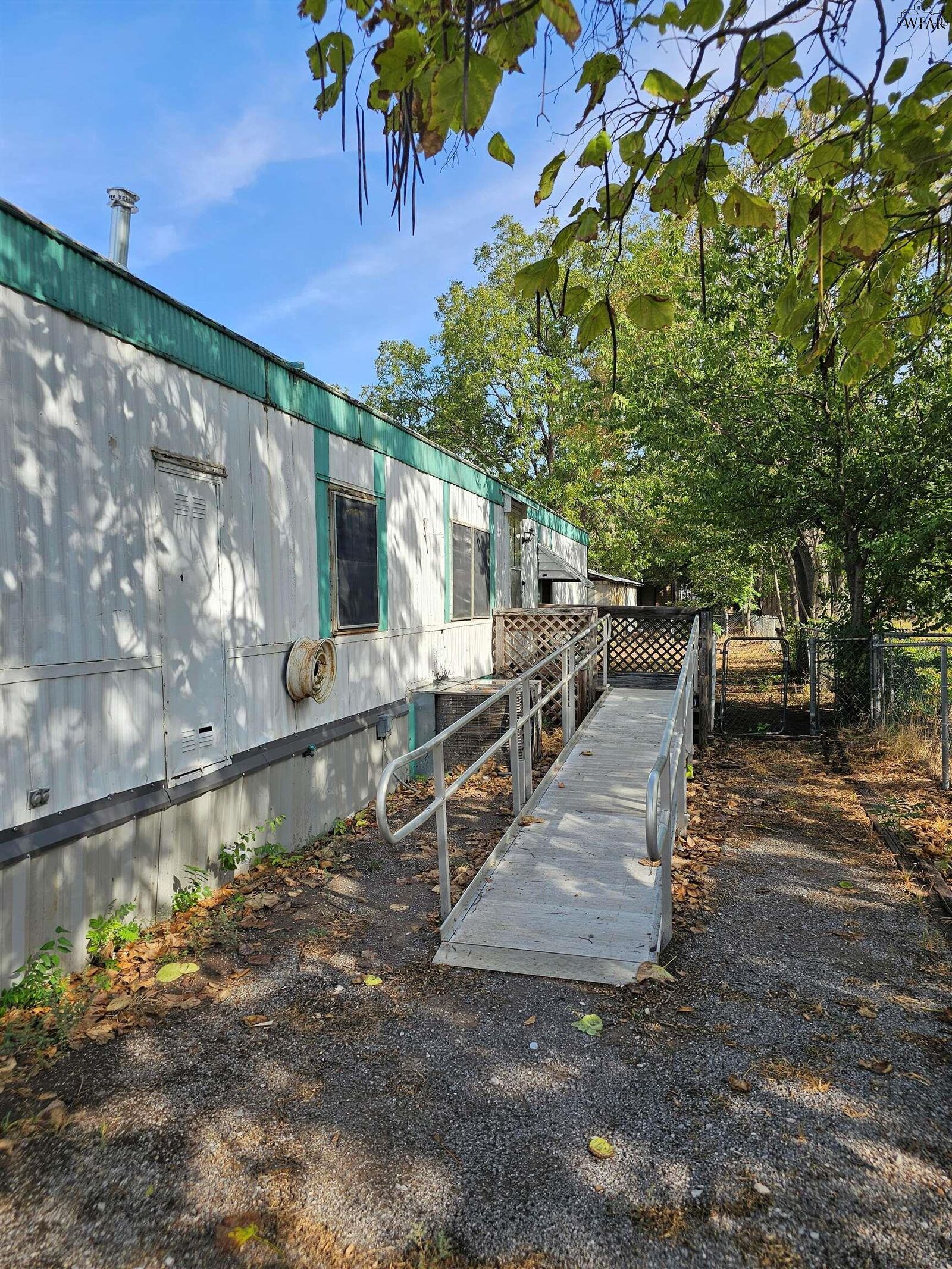 Property Photo: 609 Michael Street TX 76354