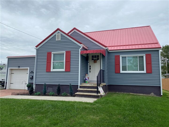 Property Photo:  109 Roberts Street  PA 15012 