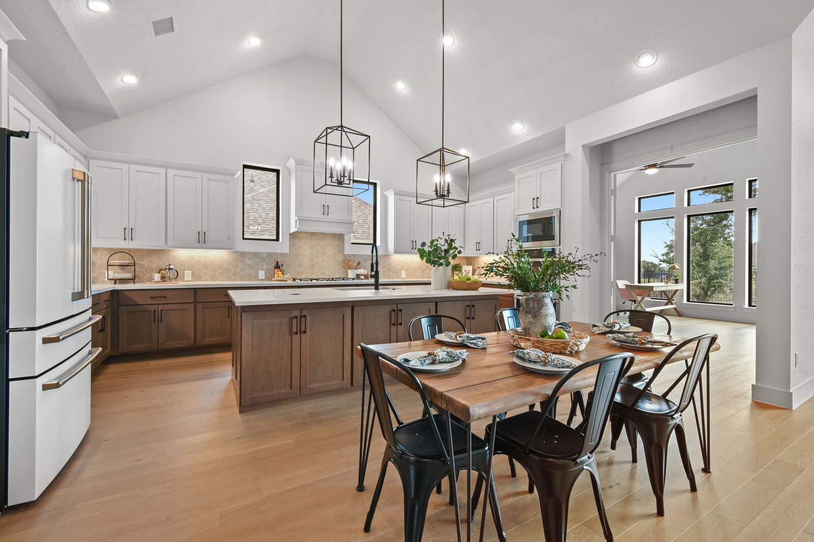 Property Photo: 461 Leaning Rock Ridge TX 78737
