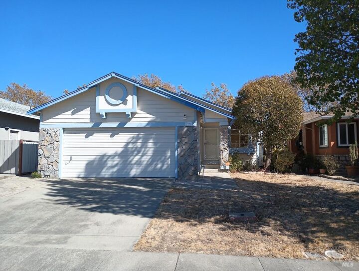 Property Photo:  1035 Camellia Court  CA 94585 