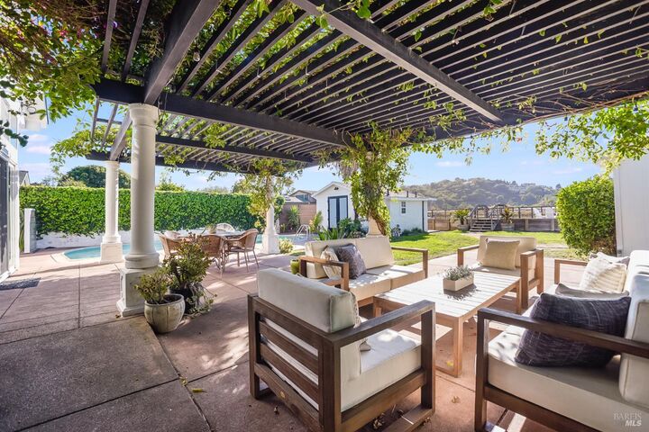 Property Photo:  109 Vendola Drive  CA 94903 