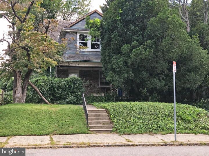 Property Photo: 533 Hermit Street PA 19128