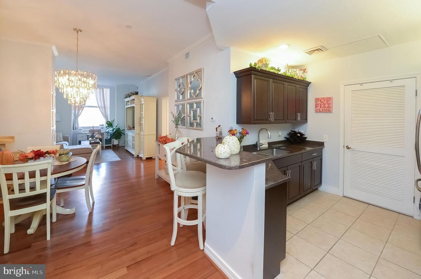 Property Photo:  1600 Arch Street 1011  PA 19103 