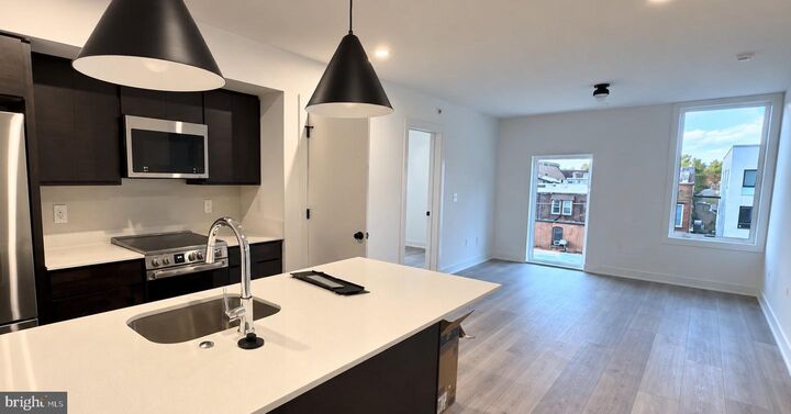Property Photo:  5200 Chester Avenue 10 106  PA 19143 