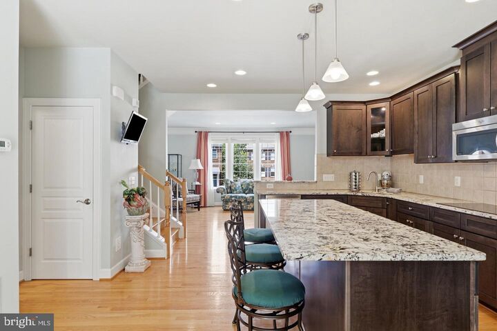 Property Photo: 20200 Center Brook Square VA 20165