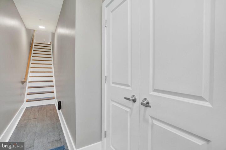 Property Photo:  1618 26th Place SE 2  DC 20020 