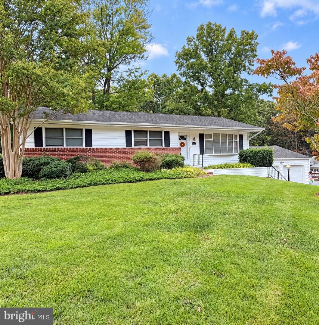 Property Photo: 24445 Mount Pleasant Road MD 20636