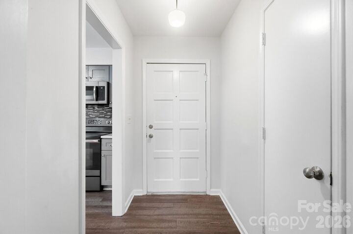 Property Photo: 5921 Falstaff Drive NC 28227